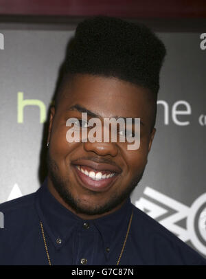 MNEK während der Mobo 2014 Awards Nominierungen im Ronnie Scott's Jazz Club im Zentrum von London. Stockfoto