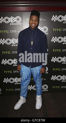 MNEK während der Mobo 2014 Awards Nominierungen im Ronnie Scott's Jazz Club im Zentrum von London. Stockfoto