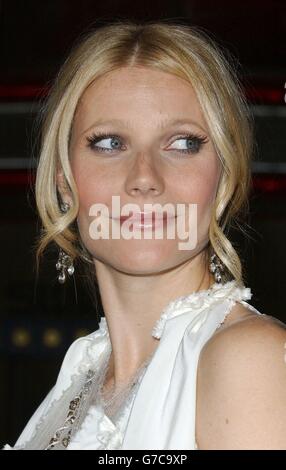 Gwyneth Paltrow bei der Weltpremiere von „Sky Captain and the World of Tomorrow“ im Grauman's Chinese Theatre, Hollywood, CA. Stockfoto