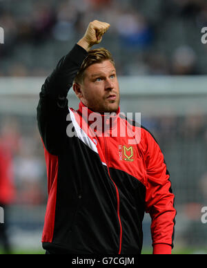 Fußball - Capital One Cup - Dritte Runde - MK Dons / Bradford City - Stadion MK. MK Dons' Manager Karl Robinson Stockfoto