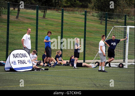 Fußball - StreetGames Fußball Pools Fives - St. George's Park. Action vom StreetGames Football Pools Fives Event im St. George's Park, Burton Stockfoto