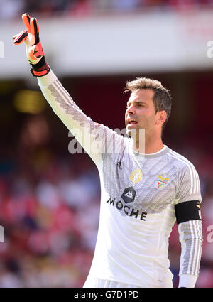 Fußball - 2014 Emirates Cup - SL Benfica V Valencia CF - Emirates Stadium Stockfoto