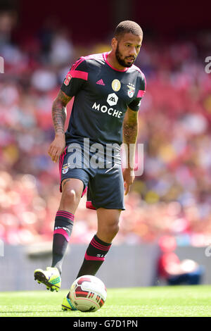 Fußball - 2014 Emirates Cup - SL Benfica V Valencia CF - Emirates Stadium Stockfoto