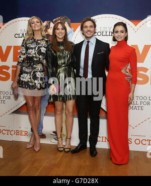 Tamsin Egerton, Suki Waterhouse, Sam Claflin und Lily Collins bei der Weltpremiere von Love, Rosie, im Odeon West End im Leicester Square, London. Stockfoto