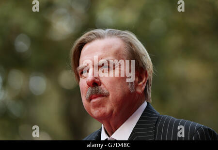 Timothy Spall bei der BFI London Filmfestival Gala von Mr. Turner im Odeon West End in Leicester Square, London. Stockfoto