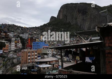 Rio De Janeiro, Brasilien Ansichten des täglichen Lebens in Rocinha Favela und einer Bevölkerung von rund 300,00 Menschen Stockfoto