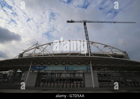 Das J. Havelange Olympic Stadium ist der Gastgeber der Olympischen Spiele 2016 in Rio, die im Bau sind und vor Ort als „Engenhao“ bekannt sind (nach dem Viertel Engenho de Dentro, in dem es sich befindet), das die Leichtathletik-Leichtathletik-Veranstaltungen während der Olympischen und Paralympischen Spiele ausrichten wird. Stockfoto