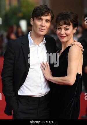 Cillian Murphy und Helen McCrory bei der Premiere von Peaky Blinders: Series 2 im Broad Street Cineworld, Birmingham. Stockfoto