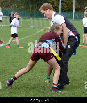 Prince Harry, Patron des England Rugby's All Schools Program, nimmt an einer Lehrerausbildung und einem Rugby Festival im Eccles Rugby Club in Eccles Greater Manchester Teil. Stockfoto