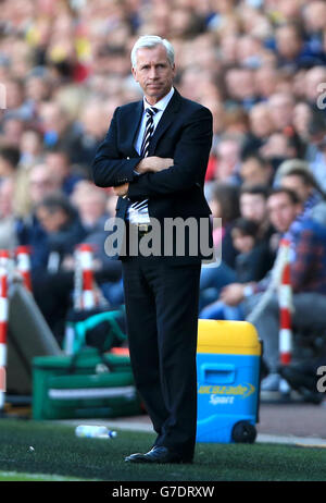 Fußball - Barclays Premier League - Swansea City / Newcastle United - Liberty Stadium. Newcastle United-Manager Alan Pardew beim Spiel der Barclays Premier League im Liberty Stadium, Swansea. Stockfoto