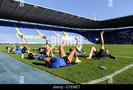 Fußball - Lesung FC Tag der offenen Tür - Madejski-Stadion Stockfoto