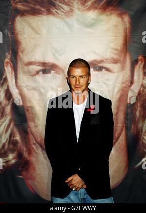 David Beckham DVD Unterzeichnung Stockfoto