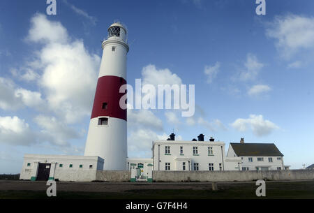 Travel Stock - Portland Bill Lighthouse. Gesamtansicht des Portland Bill Leuchtturms in Dorset Stockfoto