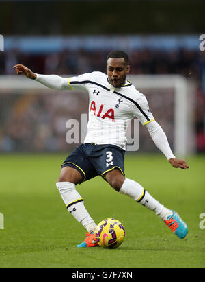 Fußball - Barclays Premier League - Aston Villa gegen Tottenham Hotspur - Villa Park. Danny Rose von Tottenham Hotspur Stockfoto