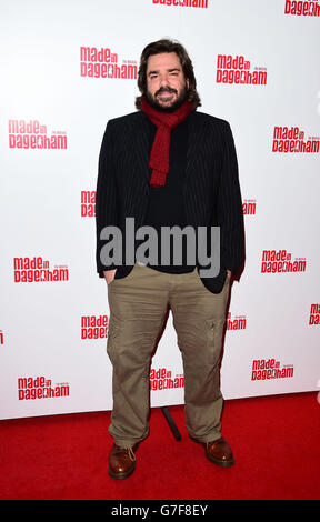 Matt Berry nimmt an der Eröffnungsnacht von Made in Dagenham im Adelphi Theater im Zentrum von London Teil. Bilddatum: Mittwoch, 5. November 2014. Das Foto sollte lauten: Ian West/PA Wire Stockfoto