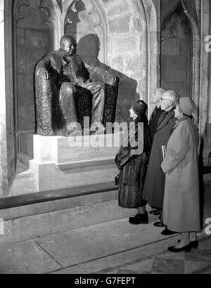 Politik - Sir Winston Churchill Statue - Guildhall, London Stockfoto