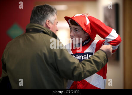 Horse Racing - Open - Day One - Cheltenham Racecourse Stockfoto