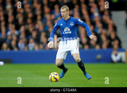 Fußball - Barclays Premier League - Everton gegen West Ham United - Goodison Park. Evertons Tony Hibbert Stockfoto