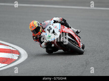 Motorsport - 2014 MCE Versicherung British Superbike Championship - Runde 5 - Marken Hatch. Lee Jackson, BMW - Buildbase BMW Motorrad Stockfoto