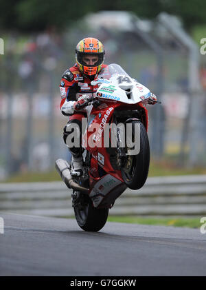 Motorsport - 2014 MCE Versicherung British Superbike Championship - Runde 5 - Marken Hatch. Lee Jackson, BMW - Buildbase BMW Motorrad Stockfoto
