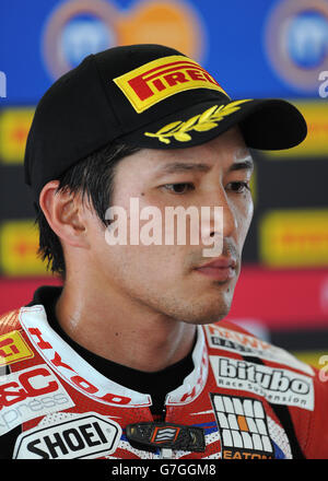 Motorsport - 2014 MCE Versicherung British Superbike Championship - Runde 5 - Marken Hatch. Ryuichi Kiyonari, BMW - Buildbase BMW Motorrad Stockfoto