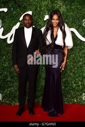 Naomi Campbell und Edward Enninful bei der Ankunft für die British Fashion Awards 2014 im London Coliseum, St. Martin Stockfoto