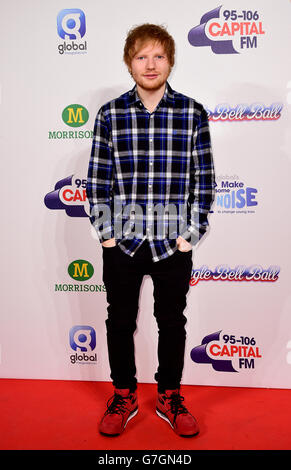 Ed Sheeran nimmt am Capital Jingle Bell Ball 2014 in der O2 Arena, London, Teil. DRÜCKEN SIE VERBANDSFOTO. Bilddatum: Sonntag, 7. Dezember 2014. Das Foto sollte lauten: Ian West/PA Wire Stockfoto