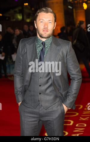 Joel Edgerton bei der Weltpremiere von „Exodus: Gods and Kings“ im Odeon-Kino am Leicester Square, London. Stockfoto