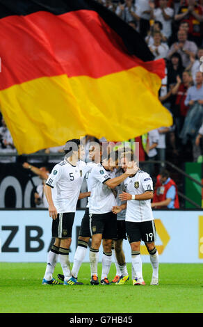 Torjubel für Deutschland, Qualifikationsspiel für die UEFA Fußball-Europameisterschaft 2012, Deutschland - Österreich 6:2 Stockfoto