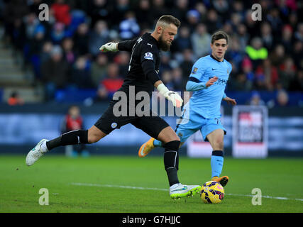 Fußball - Barclays Premier League - Leicester City / Manchester City - King Power Stadium. Ben Hamer, Torwart von Leicester City, während des Spiels der Barclays Premier League im King Power Stadium in Leicester. Stockfoto