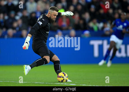 Fußball - Barclays Premier League - Leicester City / Manchester City - King Power Stadium. Ben Hamer, Torwart von Leicester City, während des Spiels der Barclays Premier League im King Power Stadium in Leicester. Stockfoto