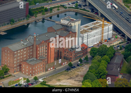 Luftaufnahme, Küppersbusch Museum Gebäude Katastrophe in der Küppersmühle, Demontage, Duisburg, Ruhrgebiet, Nordrhein-Westfalen Stockfoto