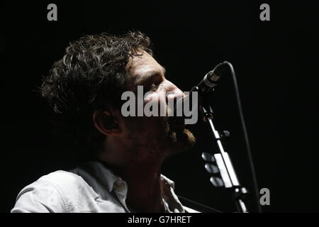 Frank Carter spielt live im XFM Winter Wonderland an der O2 Academy in Brixton, London. DRÜCKEN Sie VERBANDSFOTO. Bilddatum: Mittwoch, 17. Dezember 2014. Siehe PA Story SHOWBIZ XFM. Bildnachweis sollte lauten: Jonathan Brady / PA Wire Stockfoto