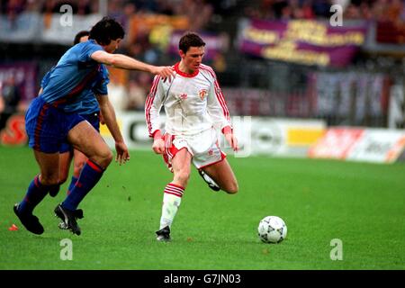 Fußball - Cup Sieger Europacup-Finale - Manchester United gegen Barcelona - Feyenoord Stadion, Rotterdam Stockfoto