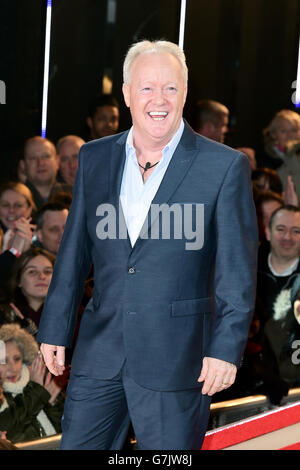 Keith Chegwin betritt das Celebrity Big Brother Haus zu Beginn der neuesten Serie des Channel 5 Programms in den Elstree Studios, Borehamwood. DRÜCKEN Sie VERBANDSFOTO. Bilddatum: Mittwoch, 7. Januar 2015. Bildnachweis sollte lauten: Ian West/PA Wire Stockfoto