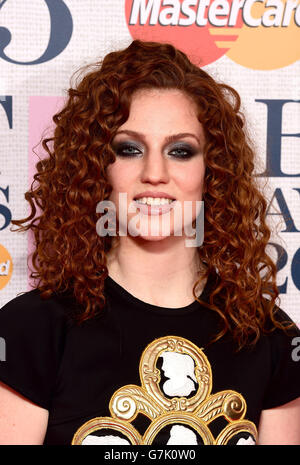 Jess Glynne kommt für die Brit Awards Nominierungen bekannt gegeben in den ITV Studios, Southbank, London. Stockfoto