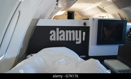 FRANKFURT - SEPTEMBER 2014: First Class Kabine der Boeing 747-400 Stockfoto