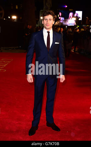 Edward Holcroft bei der Weltpremiere von Kingsman: The Secret Service am Odeon Leicester Square, London. Stockfoto