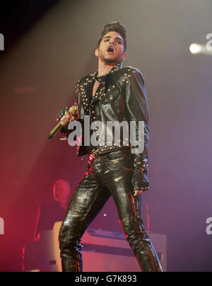 Königin und Adam Lambert Konzert - London Stockfoto