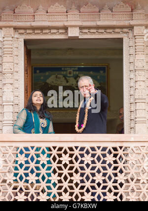 Königlicher Besuch in Jain-Tempel Stockfoto