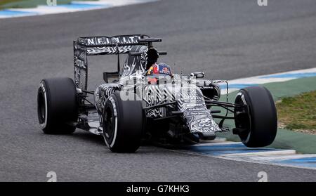 Red Bull's Daniil Kvyat während der Vorsaison-Tests auf dem Circuito de Jerez in Jerez, Spanien. Stockfoto