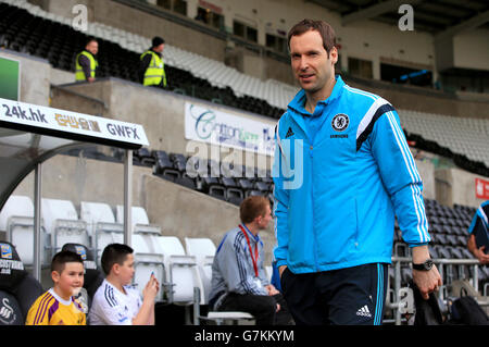 Fußball - Barclays Premier League - Swansea City / Chelsea - Liberty Stadium. Chelsea-Torwart Petr Cech vor dem Spiel während des Spiels der Barclays Premier League im Liberty Stadium, Swansea. Stockfoto