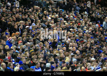 Fußball - FA Cup - vierte Runde - Birmingham City / West Bromwich Albion - St Andrews. Eine allgemeine Ansicht der Anhänger in St Andrews während des Spiels. Stockfoto