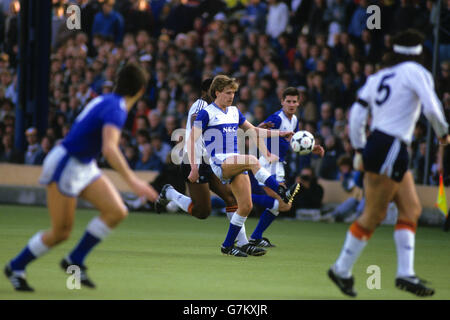 Fußball - FA Cup - Sechste Runde - Luton Town / Everton - Kenilworth Road. Kevin Richardson, Everton. Stockfoto