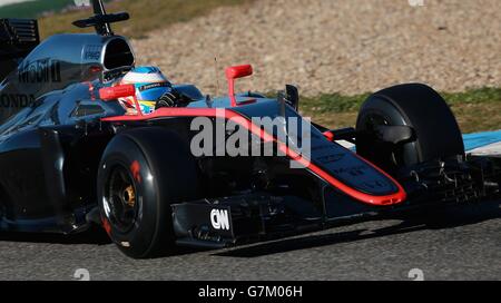 McLaren Fernando Alonso während der Vorsaison Tests auf dem Circuito de Jerez in Jerez, Spanien. Stockfoto