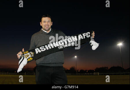 Ashington FC Manager Steve Harmiston vor dem Ebac Northern League, Division One Spiel im Ashington Community Football Club, Northumberland. Stockfoto