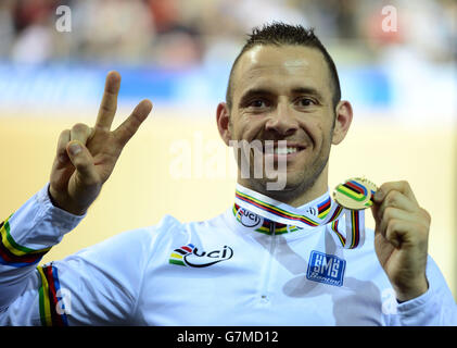 Radsport - 2015 UCI Bahnrad-WM - Tag 3 - Velodrome National Stockfoto