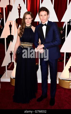 Eddie Redmayne und Hannah Bagshawe bei der 87. Academy Awards im Dolby Theater in Hollywood, Los Angeles, CA, USA, 22. Februar 2015. Stockfoto