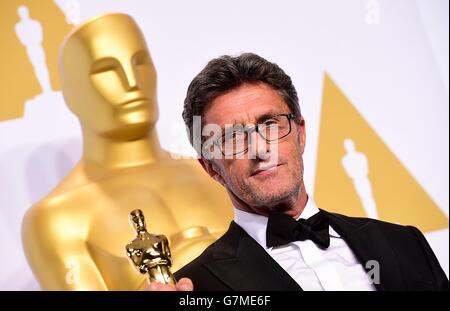**** Pawel Pawlikowski mit dem Preis für den besten fremdsprachigen Film für 'IDA', im Pressesaal der 87. Academy Awards, die am 22. Februar 2015 im Dolby Theater in Hollywood, Los Angeles, CA, USA, verliehen wurden. Stockfoto
