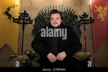 Schauspieler John Bradley-West, der Samwell Tarly in der Fernsehserie Game of Thrones spielt, bei der Eröffnung der Ausstellung Game of Thrones in der O2 Arena in London. Stockfoto